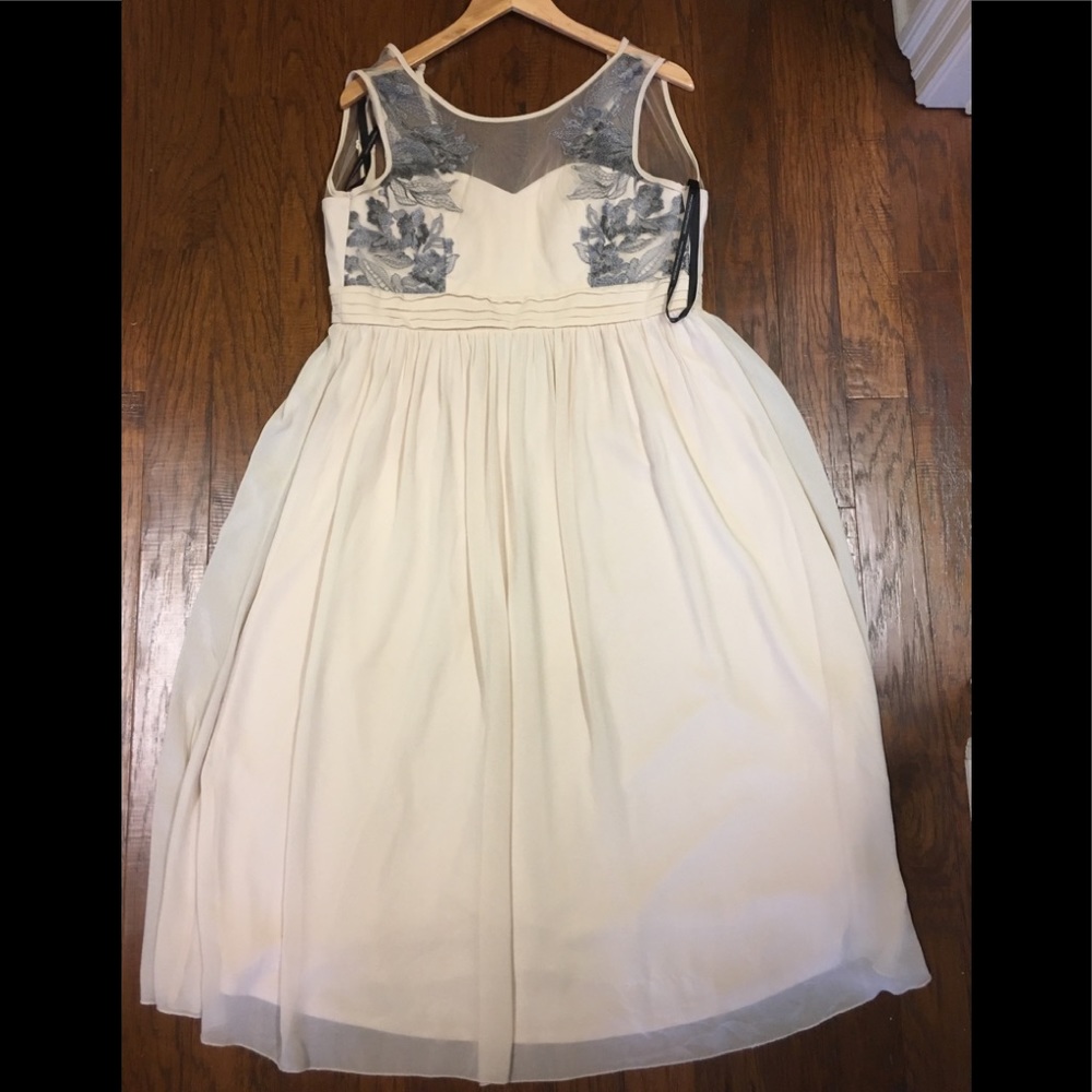 Little Mistress Maternity Dress Size 6